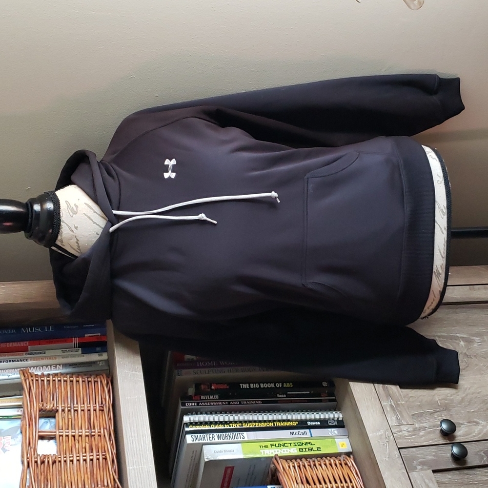 Under Armour womens black hoodie